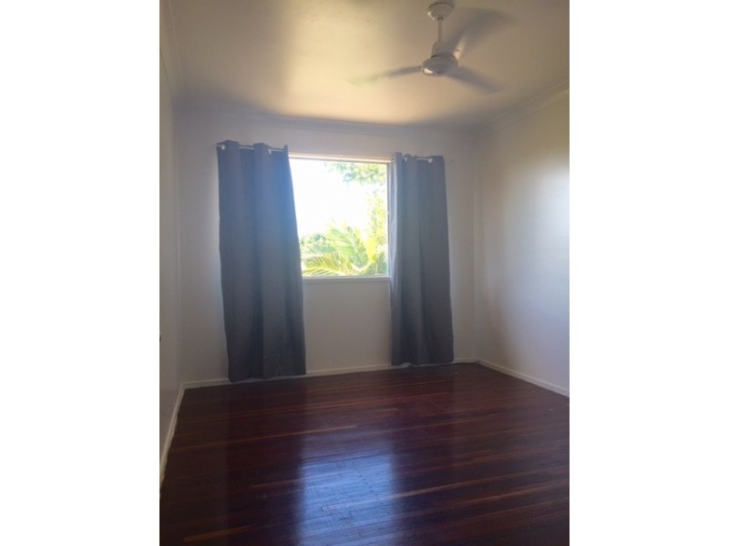 52 Gray Street, Park Avenue QLD 4701