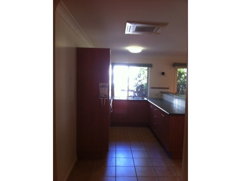6/385 Shand St, Frenchville QLD 4701