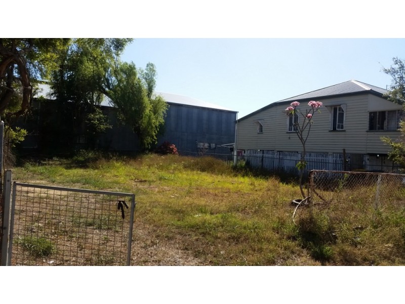 257 ALMA, Rockhampton City QLD 4700