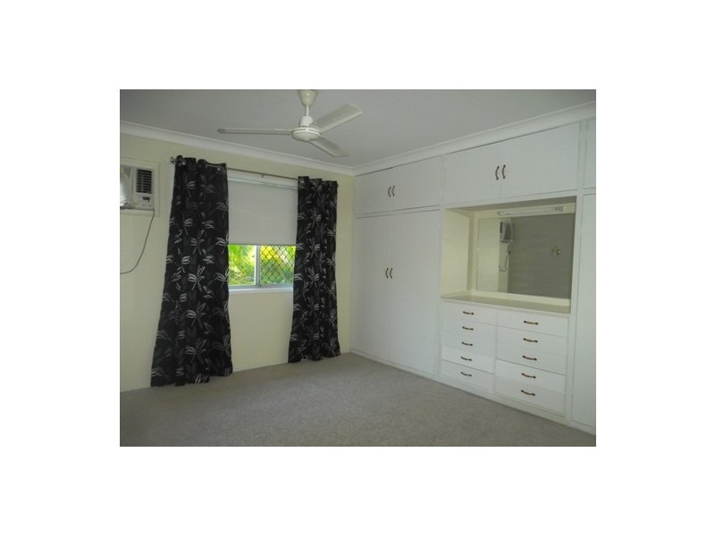 353 Philp Avenue, Frenchville QLD 4701