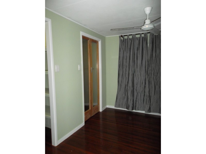 10 O’Connell Street, Depot Hill QLD 4700