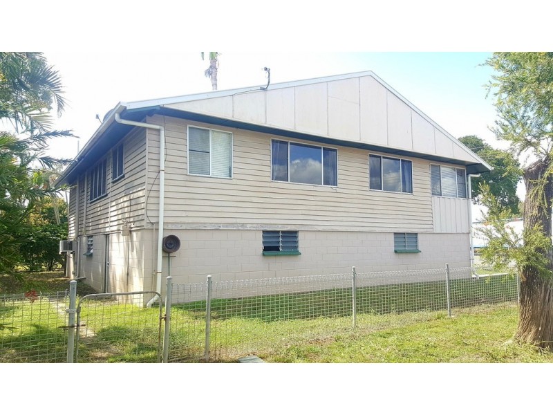 10 O’Connell Street, Depot Hill QLD 4700