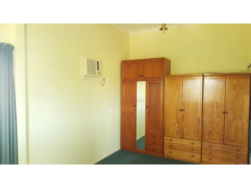 30 West Street, Mount Morgan QLD 4714