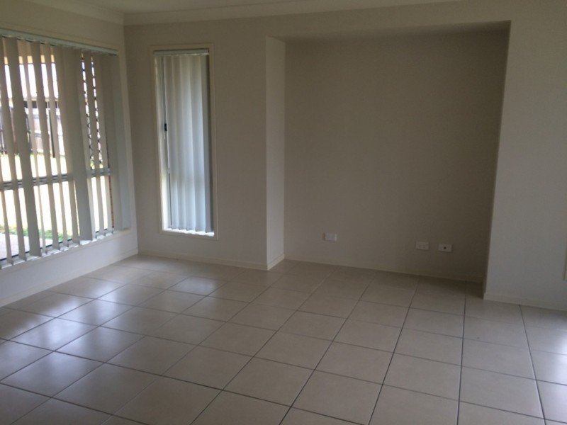 14 Tippett Crescent, Gracemere QLD 4702
