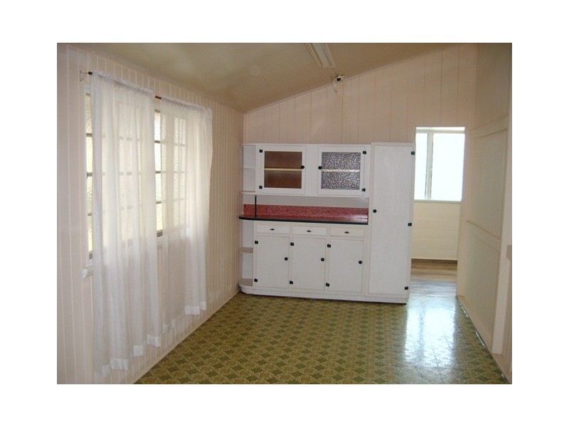 8 Chenery Street, Mount Morgan QLD 4714 Floorplan