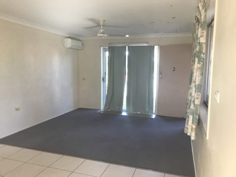 2/160 Shepherd Street, Koongal QLD 4701