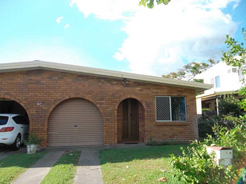 2/269 Carlton Street, Kawana QLD 4701