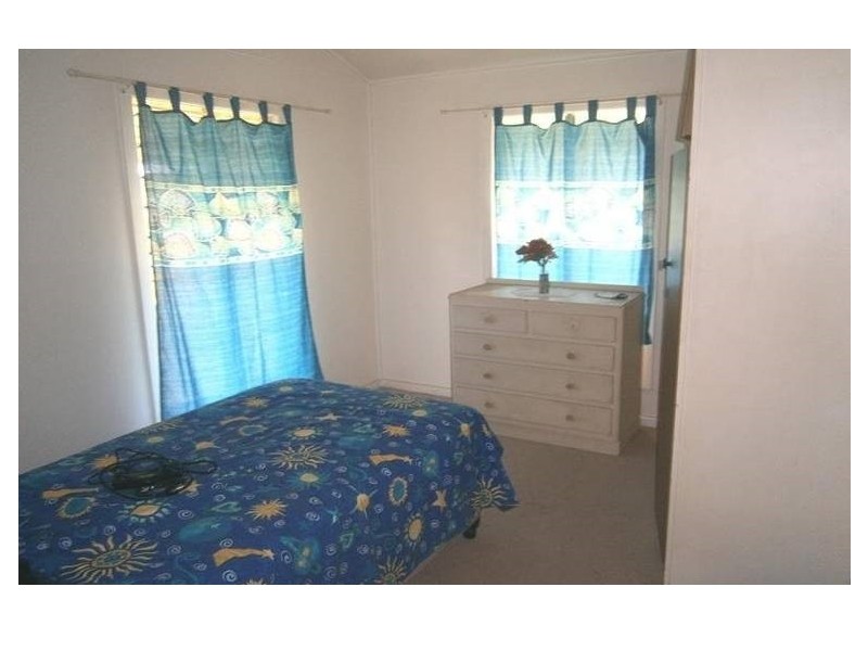 38 Gordon Street, Mount Morgan QLD 4714