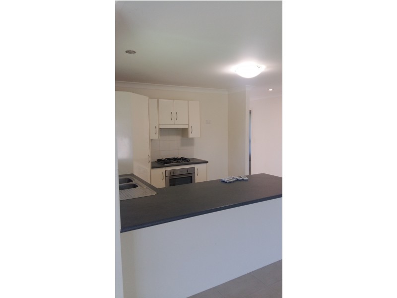 17 Webster ST, Gracemere QLD 4702