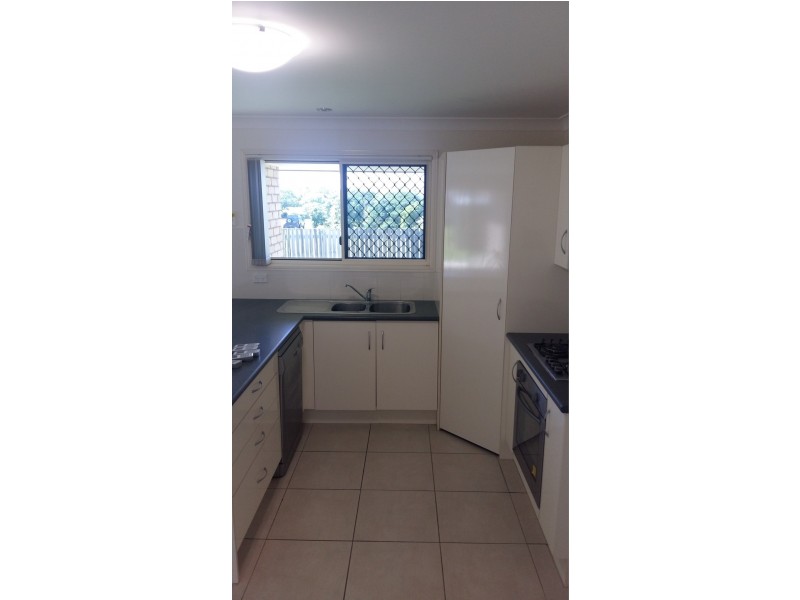 17 Webster ST, Gracemere QLD 4702
