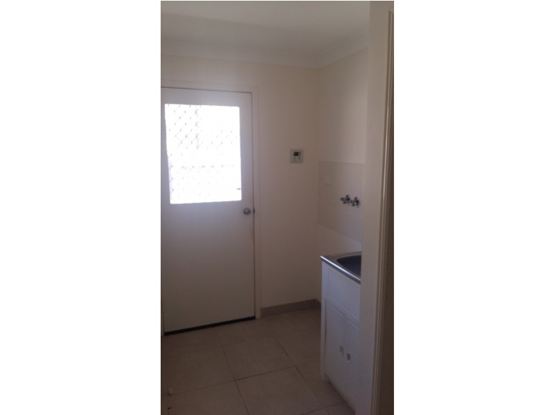 17 Webster ST, Gracemere QLD 4702