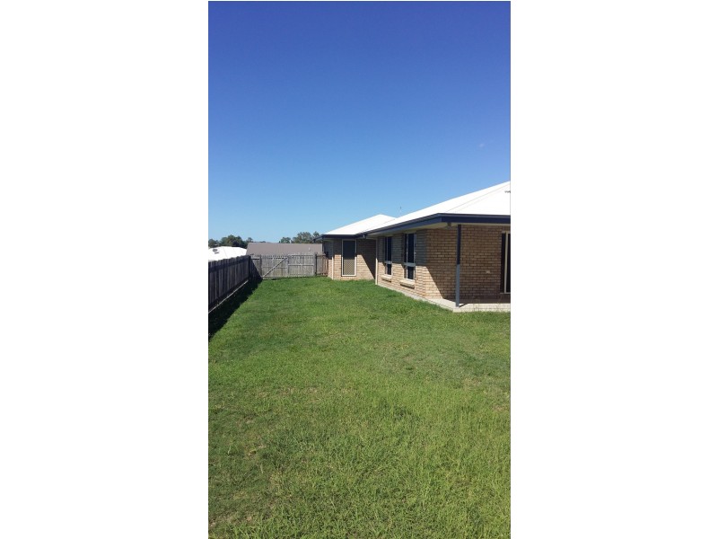 17 Webster ST, Gracemere QLD 4702
