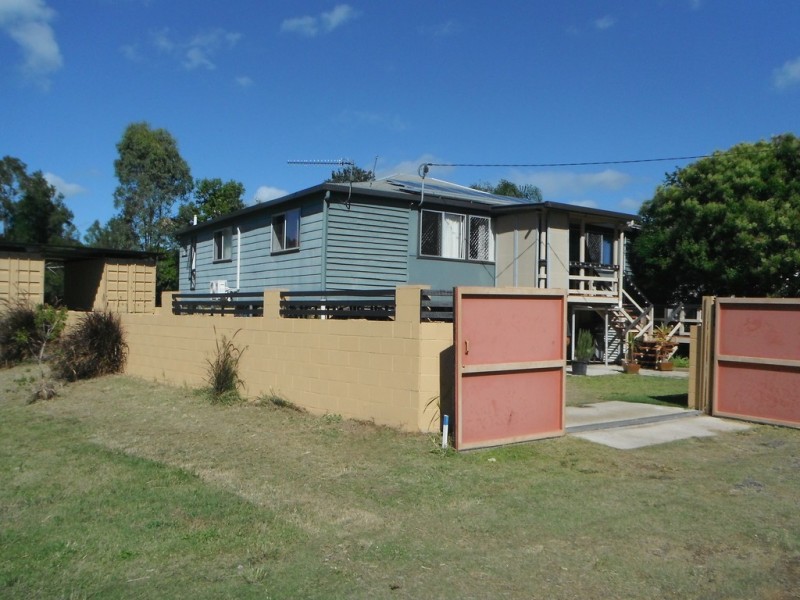 1 Gordon Lane, Mount Morgan QLD 4714