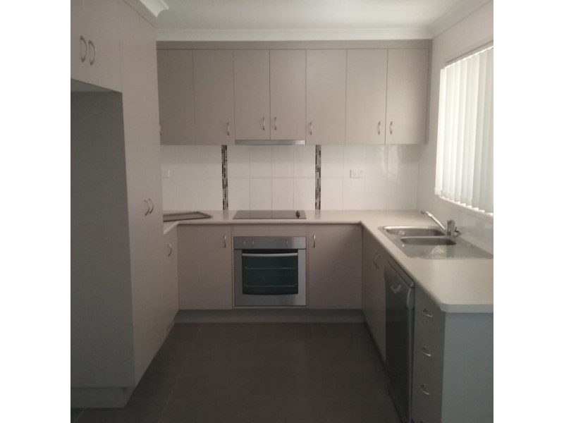 11 Doongarra Crescent, Gracemere QLD 4702