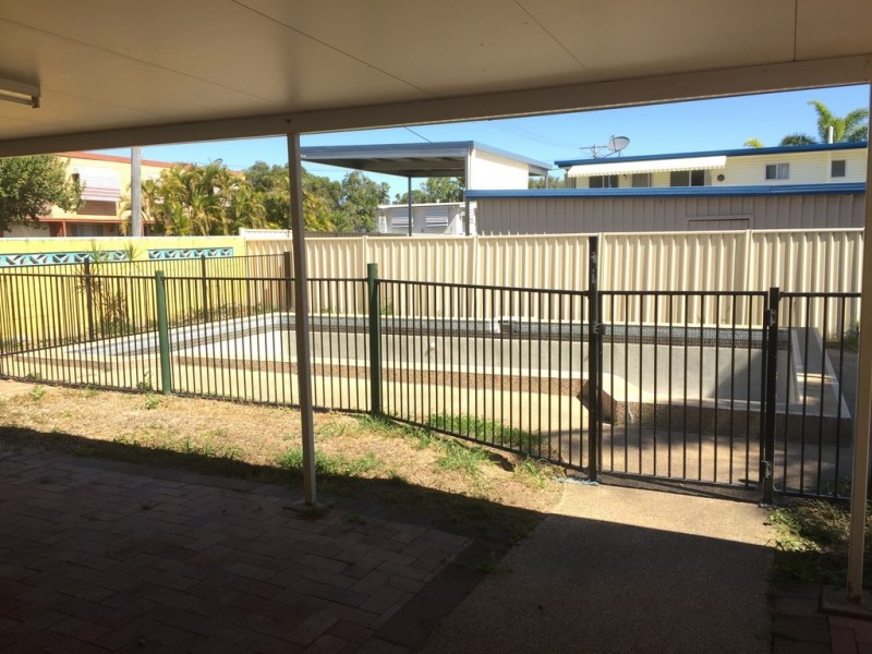 403 Perrier Ave, Frenchville QLD 4701