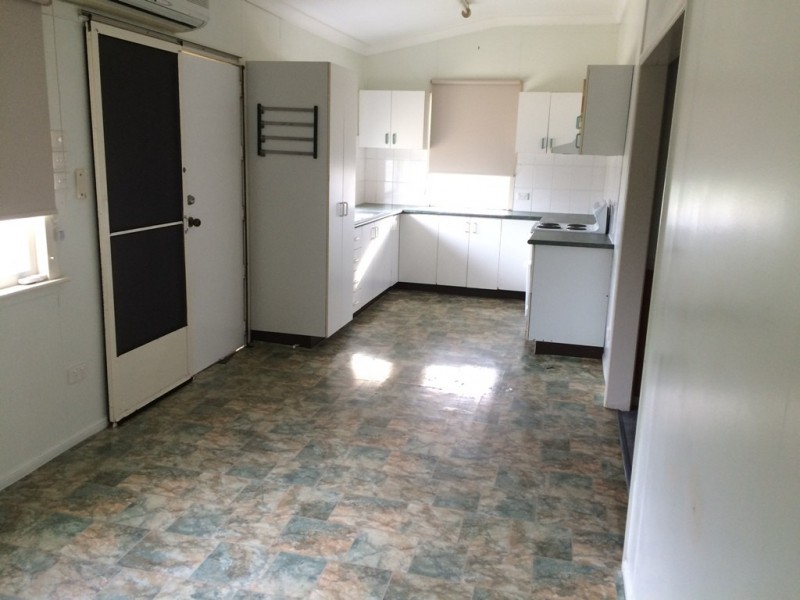 146 Elphinstone Street, Berserker QLD 4701