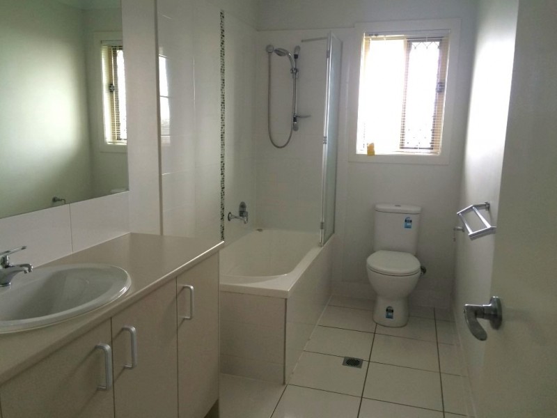 1 Taneille Court, Gracemere QLD 4702