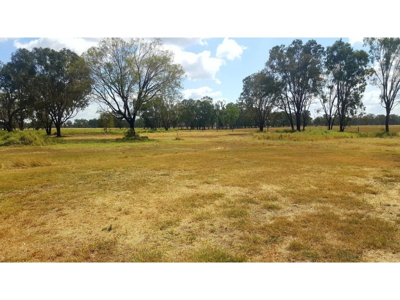 32 Pink Lily Road, Pink Lily QLD 4702