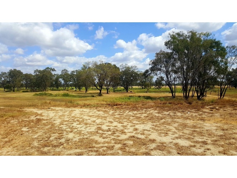 32 Pink Lily Road, Pink Lily QLD 4702