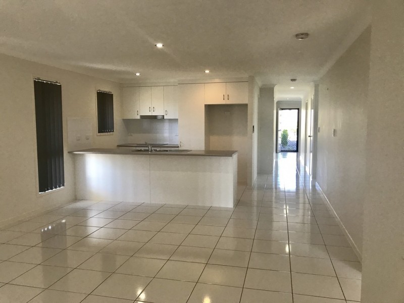 17 Vermont Drive, Parkhurst QLD 4702