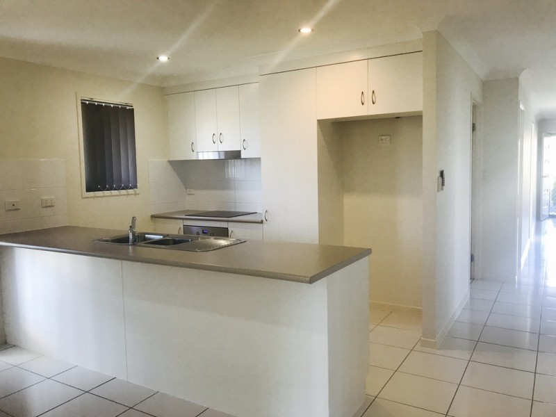 17 Vermont Drive, Parkhurst QLD 4702