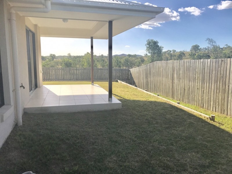 17 Vermont Drive, Parkhurst QLD 4702