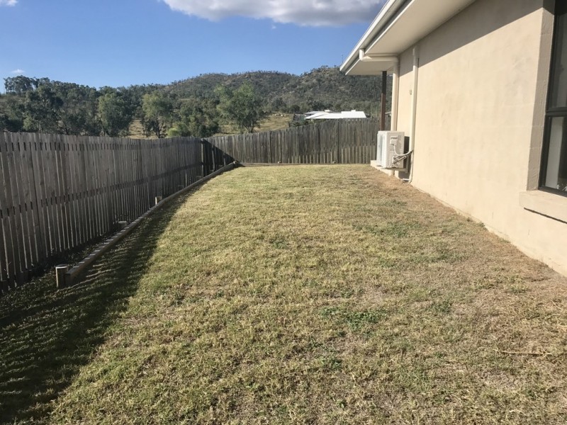 17 Vermont Drive, Parkhurst QLD 4702