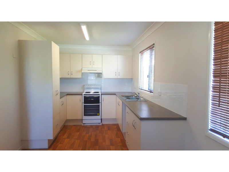 4 Birch Street, Park Avenue QLD 4701