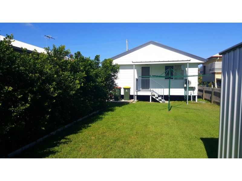 4 Birch Street, Park Avenue QLD 4701