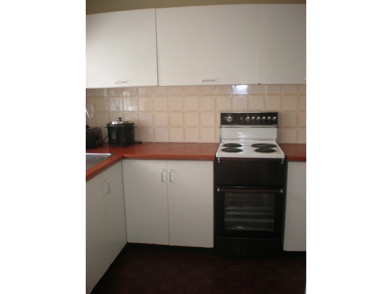 5/98 High Street, Berserker QLD 4701