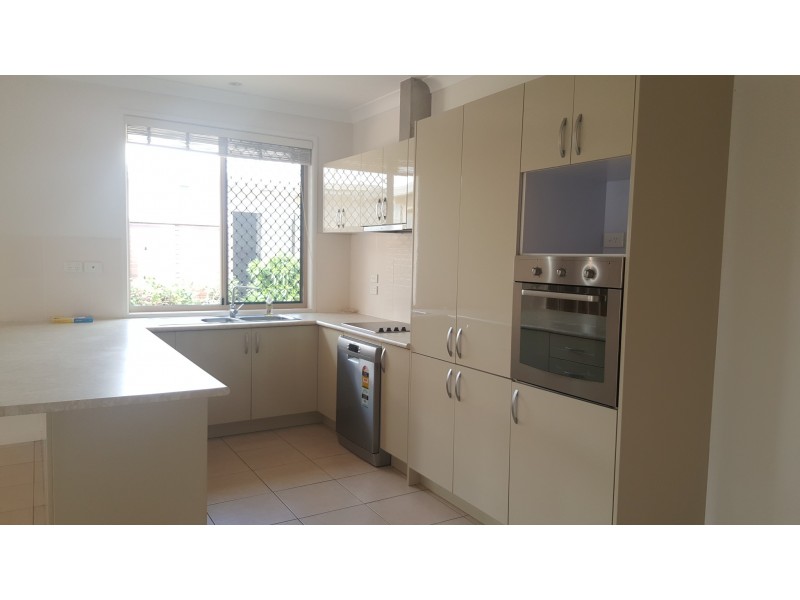 14 / 10 Eveline Street, Gracemere QLD 4702