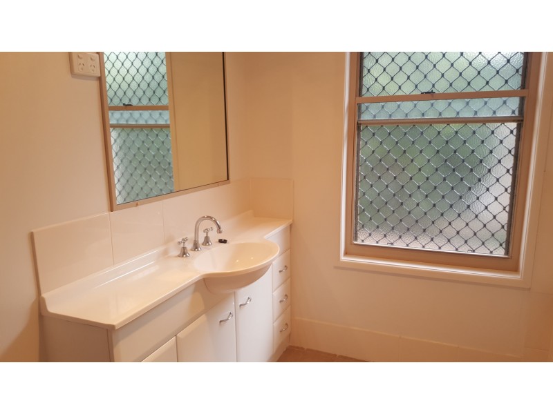 14 / 10 Eveline Street, Gracemere QLD 4702