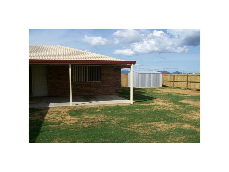 9 Tawarra Crescent, Gracemere QLD 4702