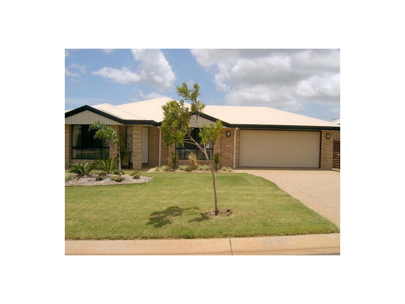 5 Sturt Court, Gracemere QLD 4702