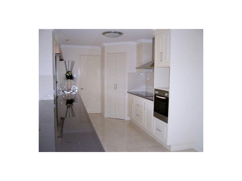 5 Sturt Court, Gracemere QLD 4702