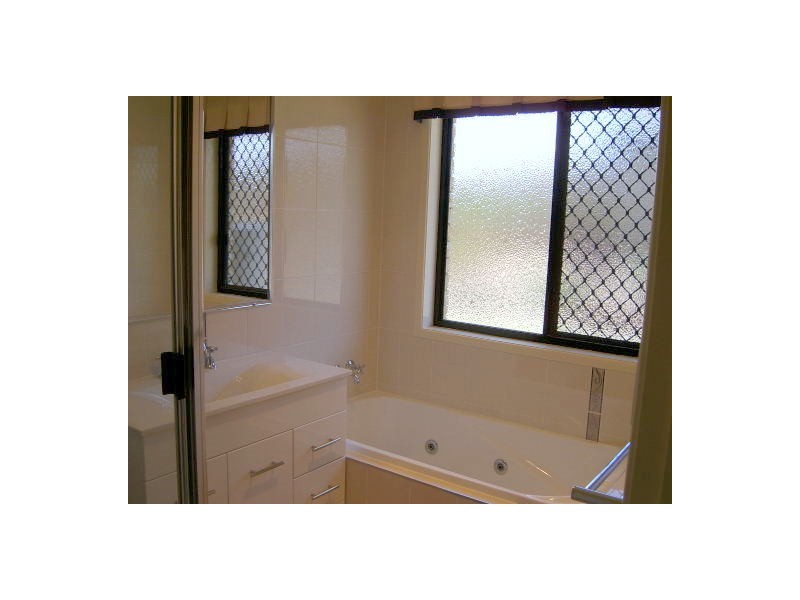 5 Sturt Court, Gracemere QLD 4702