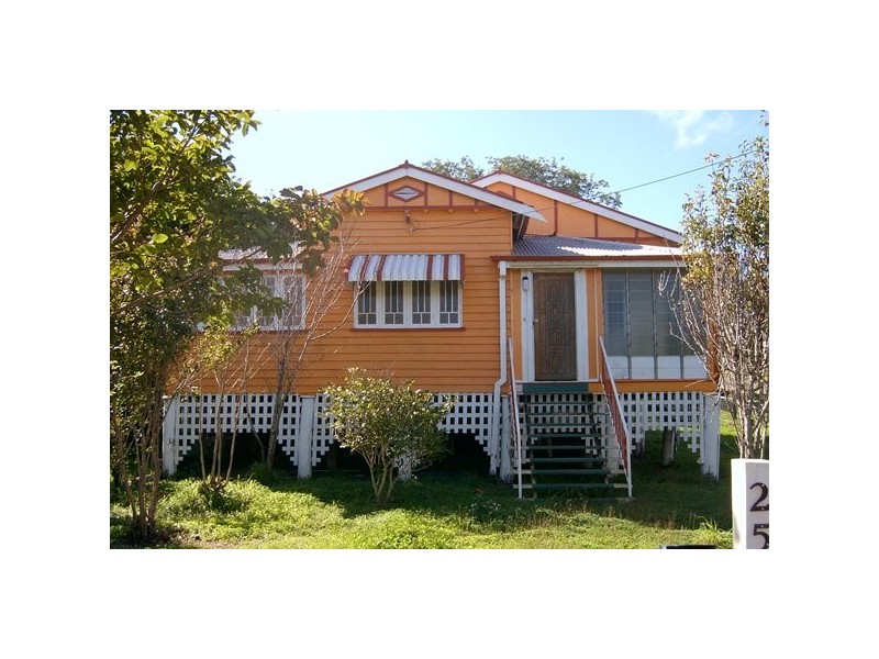 25 James Street, Mount Morgan QLD 4714