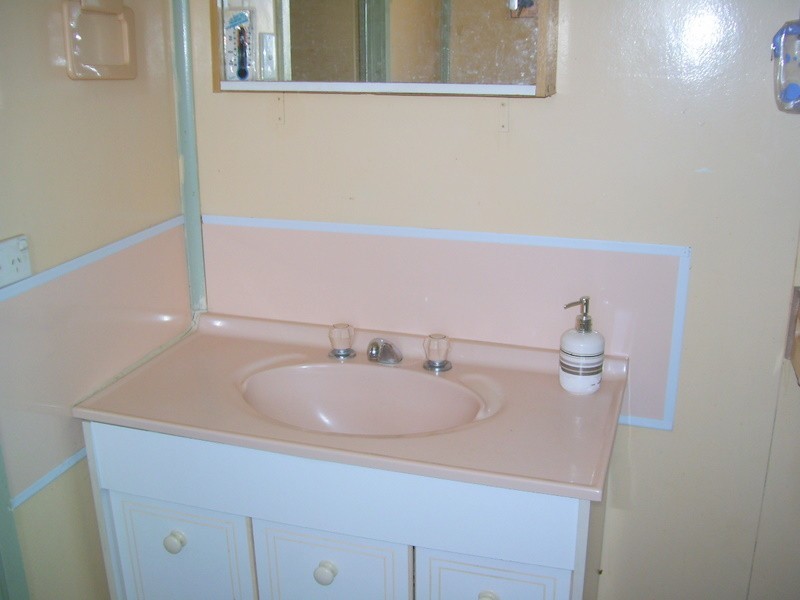 5 Lyons Street, Mount Morgan QLD 4714