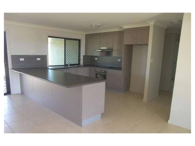 12 Sturt Court, Gracemere QLD 4702