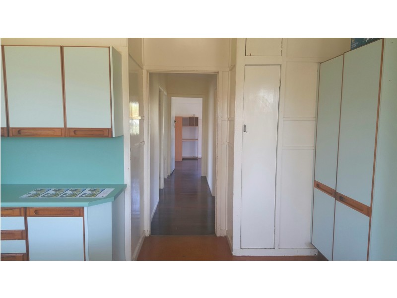 18 Wilmington Street, Kawana QLD 4701