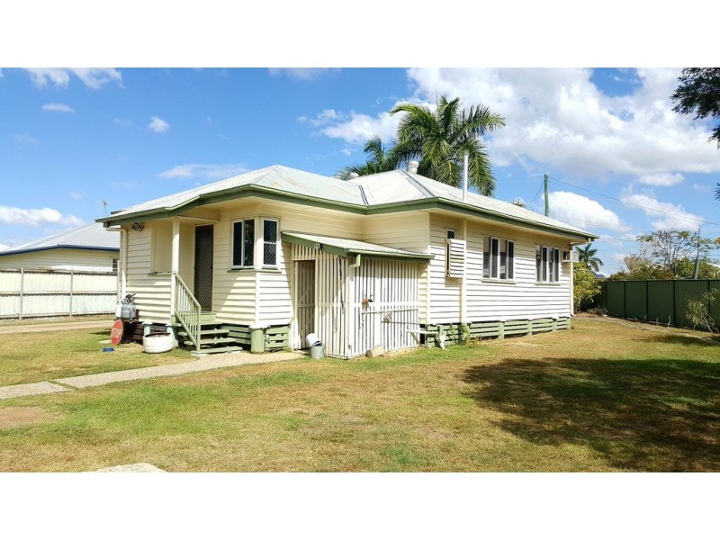 18 Wilmington Street, Kawana QLD 4701