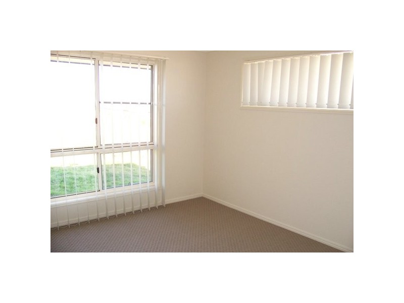 10 Broadhurst Drive, Gracemere QLD 4702