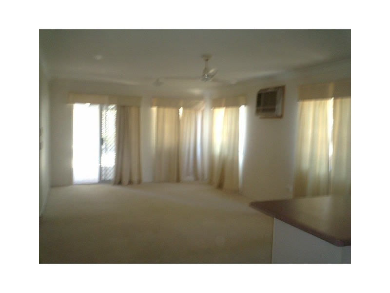 15A Price Avenue, Kawana QLD 4701