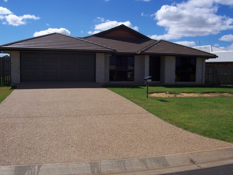 81 Buxton Drive, Gracemere QLD 4702