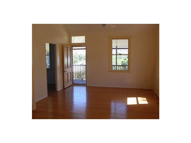 43 East street extended, Mount Morgan QLD 4714