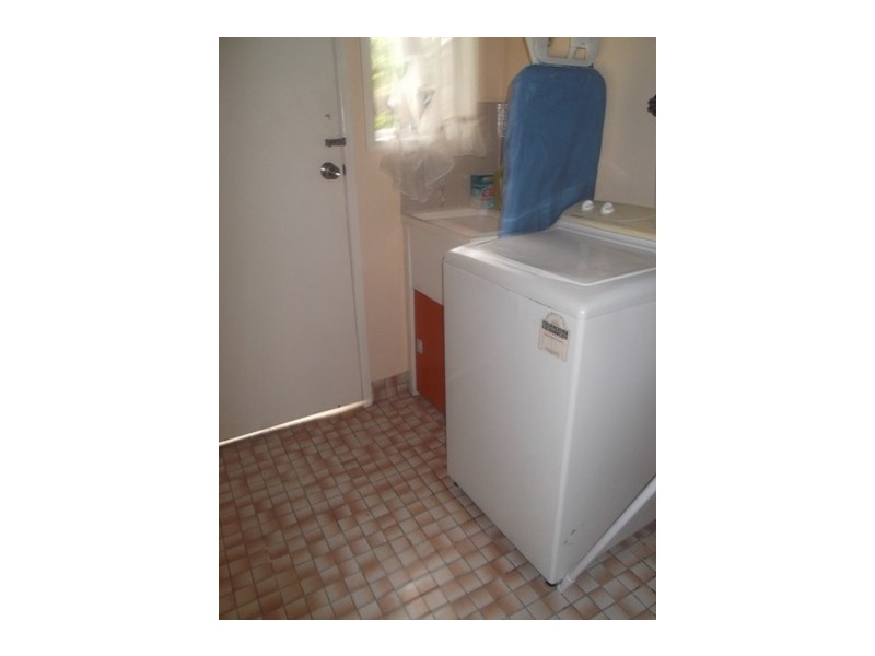 1/7 Schwarten Street, Kawana QLD 4701