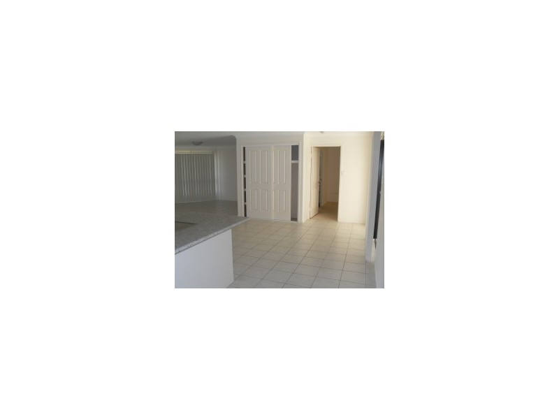 41 Seonaid Place, Gracemere QLD 4702