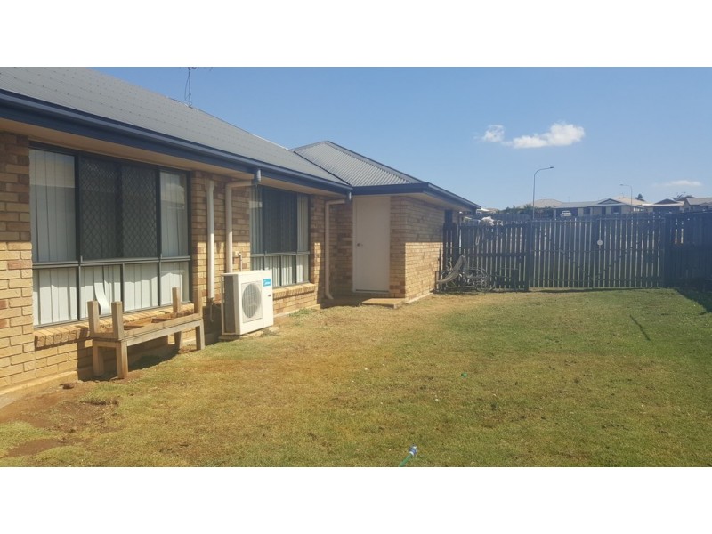 6 Violet Drive, Gracemere QLD 4702
