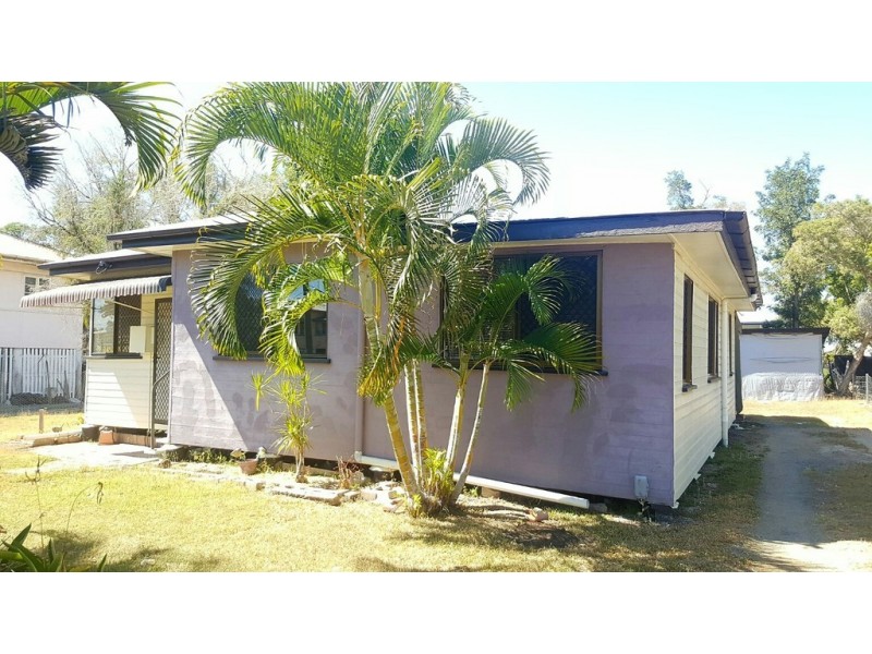 38 Tung Yeen Street, Park Avenue QLD 4701