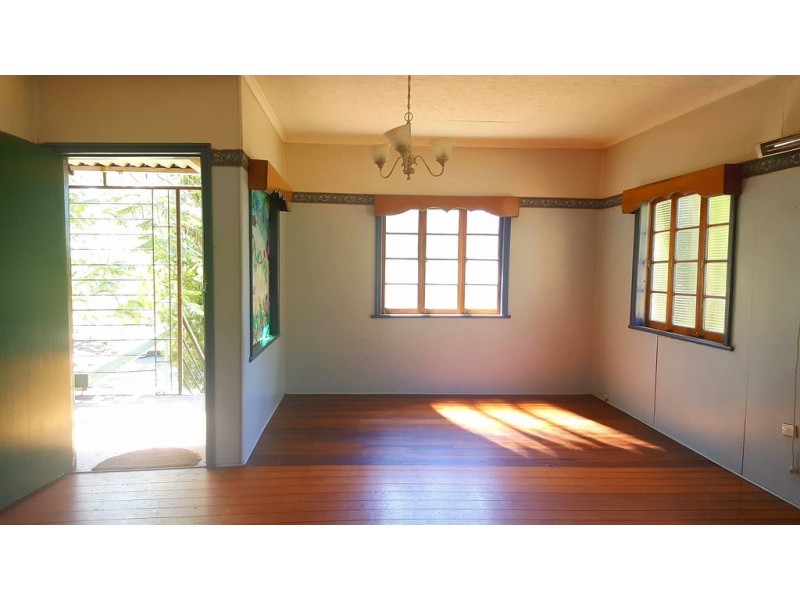 495 Crane Avenue, Kawana QLD 4701